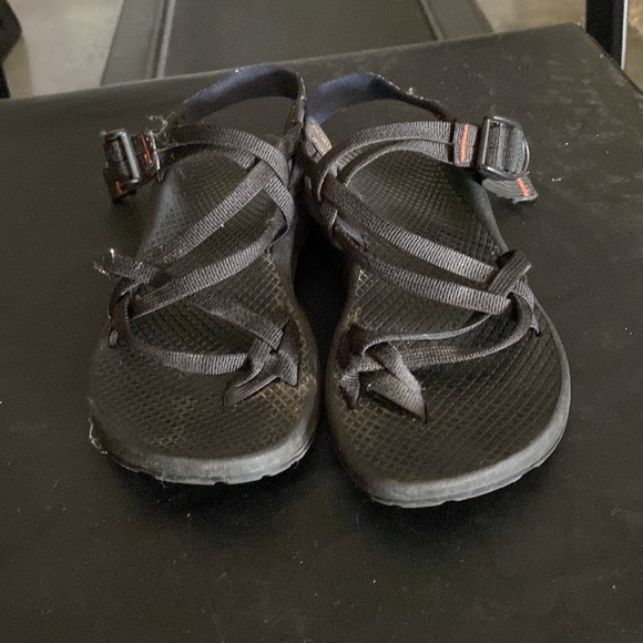 Custom chacos - Picture 4 of 5